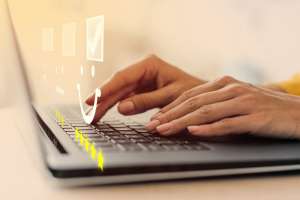 Transforming Online Reviews into a Winning Employer Branding Strategy Transforming Online Reviews into a Winning Employer Branding Strategy